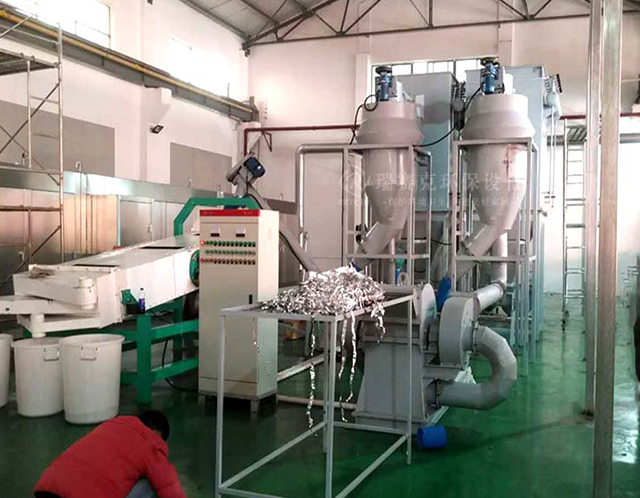 深扒廢鋰電池回收內(nèi)幕！提取貴金屬，賺錢生意怎么來的？