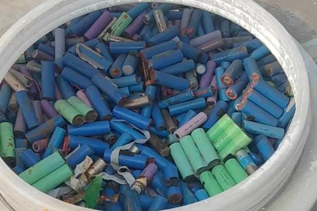 廢舊鋰電池的大批量處理，鋰電池熱解設備的高產(chǎn)能